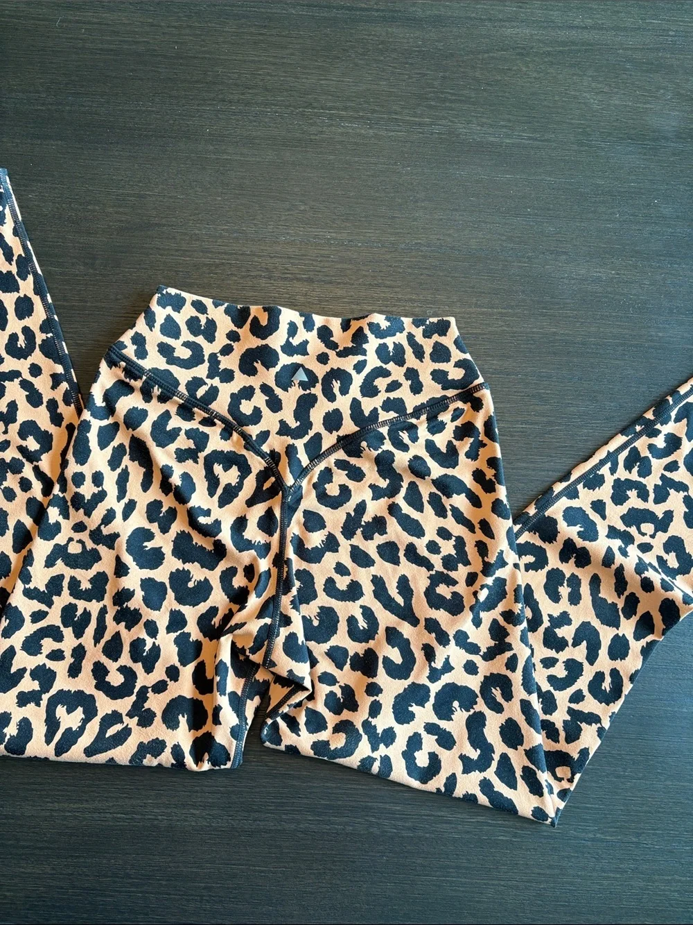 Leopard Print High-Waist Leggings in - Picture 4 of 6